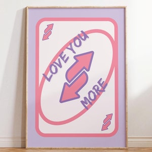 Poster di carte da gioco retrò colorate e vivaci, "Ti amo di più" Preppy, rosa pastello e viola / Decorazione da parete / Stampe digitali / Stampa artistica alla moda