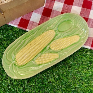 Vintage JAPAN Ceramic Corn Dish/Plate | Summer Dishes | Vegetable Decor | Veggie Decor | Farmhouse Kitchen | Corn on the Cob