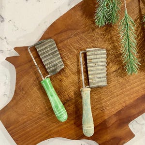 Choice of Vintage Green Wooden Handle Vegetable Crinkle Cutter Utensil | Antique Utensils | Farmhouse Kitchen Decor | Primitives