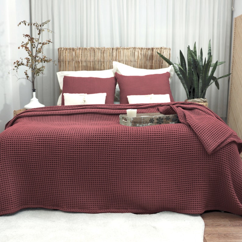 Organic Waffle Cotton Bedspread, Soft Cotton Bed Cover, Luxury Waffle Throw Blanket, %100 Cotton King Size Coverlet, Throw For Bed and Sofa Cherry