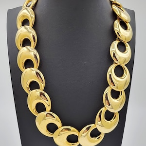 Crown Trifari Gold-Tone Link Necklace #077