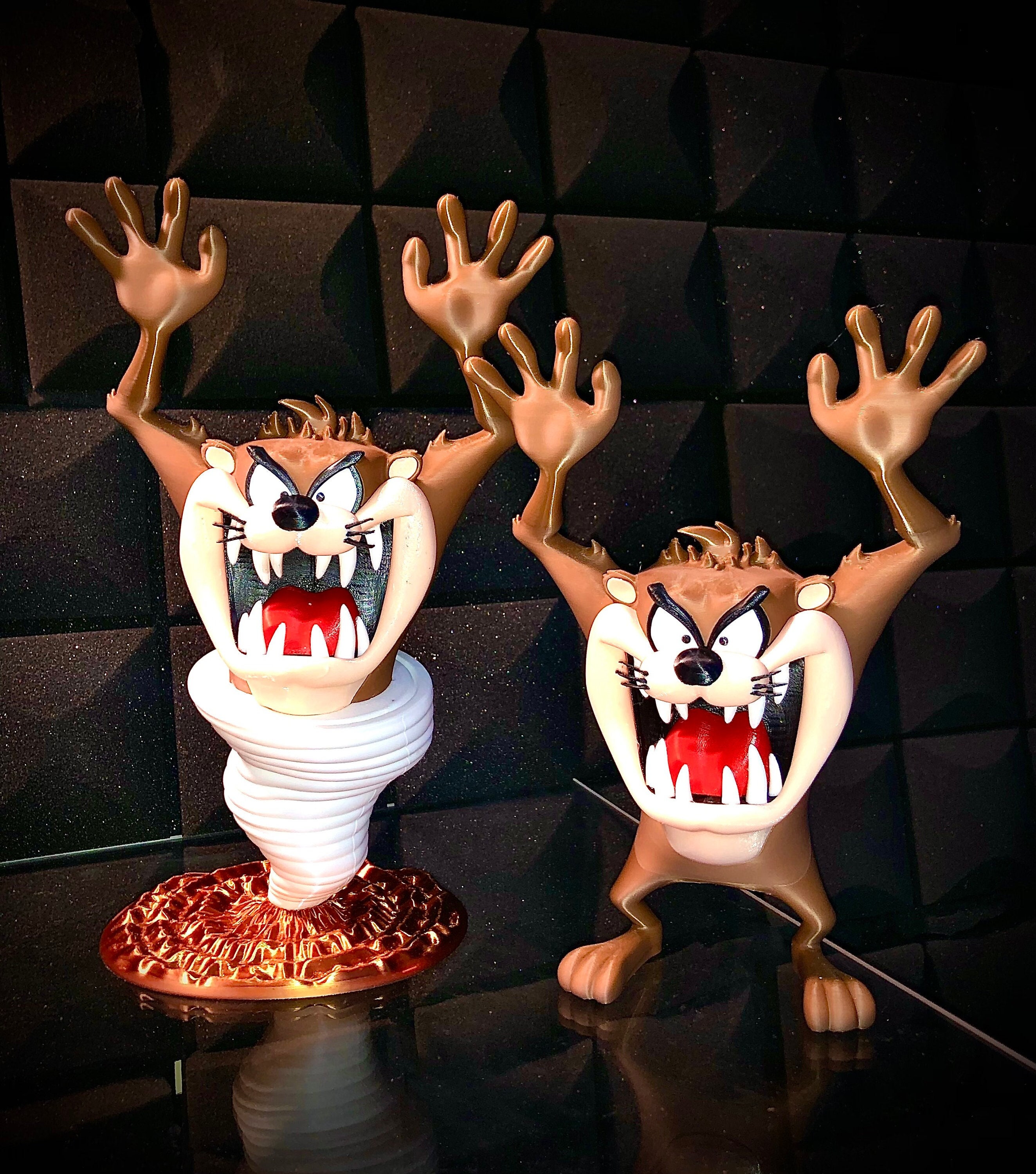 Taz figurine - Etsy 日本