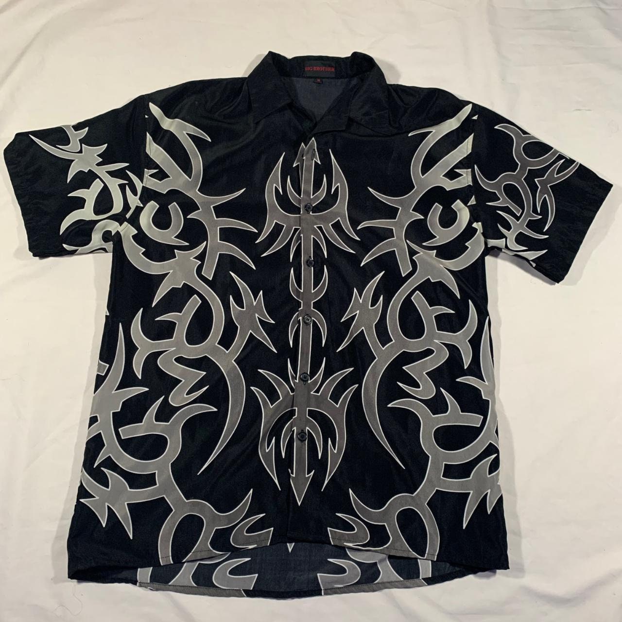 Vintage 90s / 2000s Y2k Edgy Tribal All Over Print Pattern Vintage 90s / 2000s Y2k Edgy Tribal All Over Print Pattern