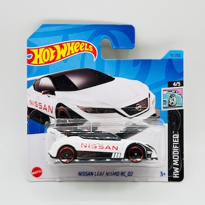 Nissan Leaf Nismo RC02 Hot Wheels: Custom JDM Coupe Miniature