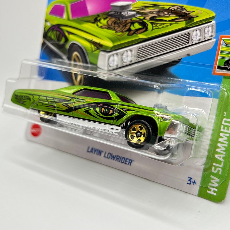 Layin' Lowrider Hot Wheels Slammed Edition, Iconic American Car With