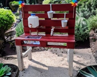 Matschküche , outdoor , Spielkueche , Sandspiel , Kinder , Wasserspiel