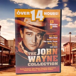 Peut inclure: Un coffret DVD avec une image en noir et blanc de John Wayne, avec le texte "The John Wayne Collection" et "Over 14 Hours!" en jaune. Le coffret comprend 13 films sur 3 DVD. Les bonus incluent une apparition de John Wayne à la télévision, un documentaire sur John Wayne et des bandes-annonces de films classiques.