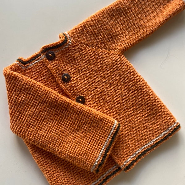 Cardigan bébé en tricot orange fait main, cardigan en laine pour tout-petit, cardigan boutonné pour bébé, pull cardigan pour enfant, vêtements pour tout-petits