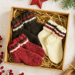 Handmade Merino Wool Baby Socks Gift Set – Set of 3 Newborn & Infant Knit Booties – Winter Baby Shower Gift – Organic Wool Baby Accessories