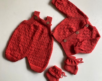 Conjunto de traje de punto rojo para recién nacido, ropa orgánica lavable para niña y niño para regalo de recién nacido, chaqueta de ganchillo para bebé, mameluco y botines