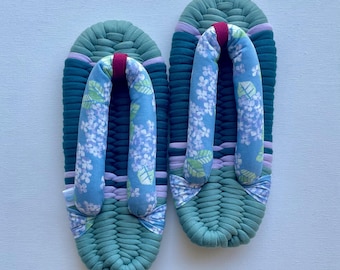 Fab-Zori (Japanese-style slippers) Size:M/L (approx.UK4.5 - 7) Hydrangea Pattern with Teal Gradient Sole, Indoor Footwear, Unique Design