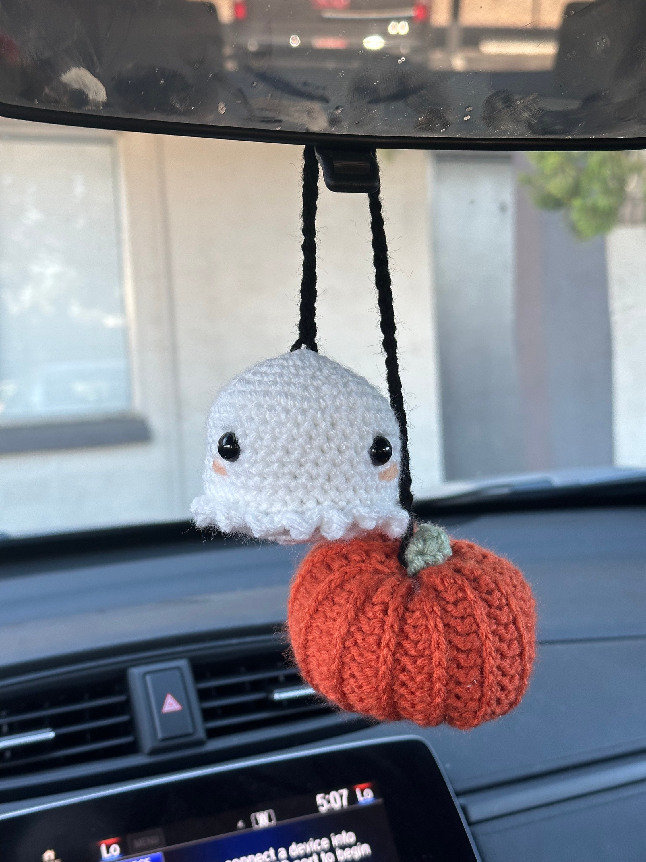 39 Ghost Crochet Patterns for Halloween: Spooky-Cute Amigurumi, Keychains, Bags, and Decor 28 Crochet Pattern Halloween Ghost and Pumpkin Car Hanging