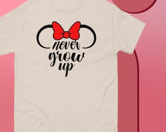Camiseta Minnie NEVER GROW UP Gildan Classic - Unisex