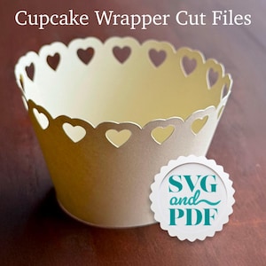 Emballage de petit gâteau coeur SVG / Papel Picado mariage, baby shower, décoration de fête d'anniversaire Fiesta / modèle de fichier de découpe numérique Cricut Silhouette bricolage