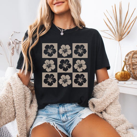 Checkered Flowers Shirt, Hibiscus Flower Shirt, Retro Flowers Shirt, Boho Floral Tee, Gift For Mom Spring Shirt, Trendy Floral Oversized Tee