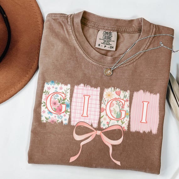 Floral Gigi Comfort Colors Shirt, Cute Spring Grandma Tshirt, Coquette Gigi Tee, Spring Floral Gigi TShirt, Mother's Day Gift, Gift for Her