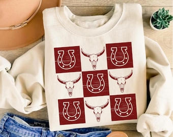 Western Coquette Sweatshirt, Cowboy Skull Sweatshirt, Horseshoe Graphic Crewneck, Rustic Cowgirl Shirt, Country Western Gift