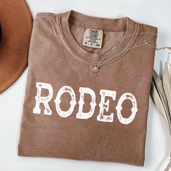 Comfort Colors® Howdy Shirt, Western Graphic Tee Women, Rodeo Birthday, Yeehaw Tee, Cowgirl Graphic Shirt, Country Concert Tee,Farm Girl Tee