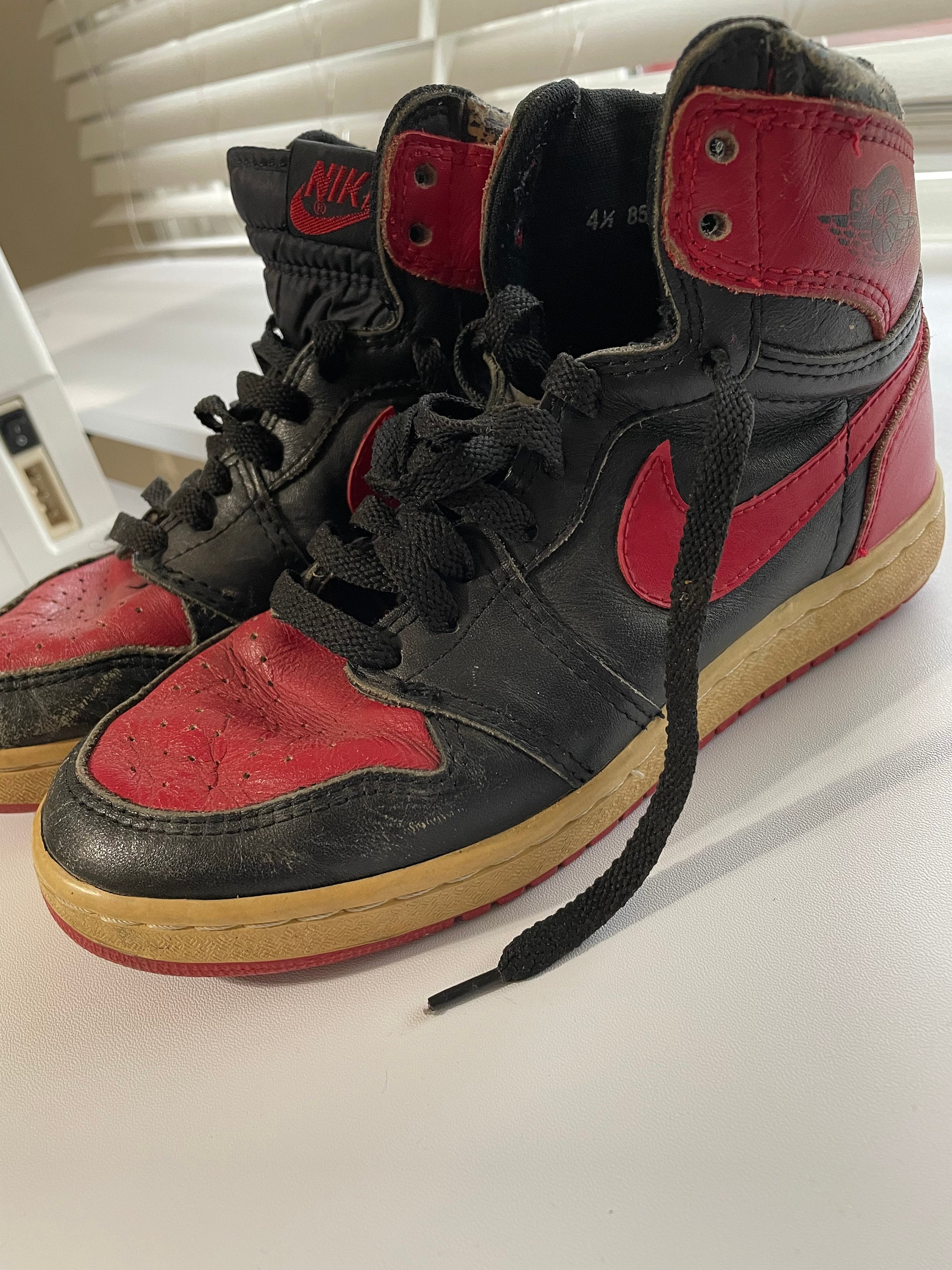michael jordan retro basketball shoes