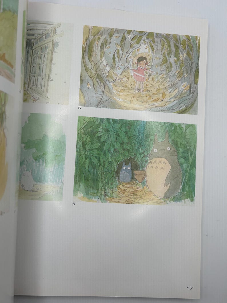 Puede incluir: Ilustraciones en acuarela de un libro. Una muestra a una ni&ntilde;a con un vestido rosa en un bosque. Otra representa a dos personajes, uno grande y gris, el otro peque&ntilde;o y azul, en un bosque de bamb&uacute;.