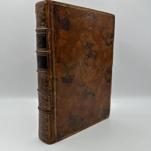 Réflexions Critiques Sur la Poésie door Dubos 18e eeuw Frans boek leergebonden kunstgeschiedenis kritiek Verlichting Frankrijk geschiedenis zeldzaam cadeau