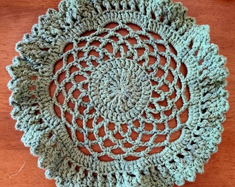 Mantel circular de ganchillo