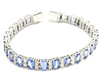 15900 14Kt White Gold 17.35 Tanzanite and Diamond Tennis Bracelet