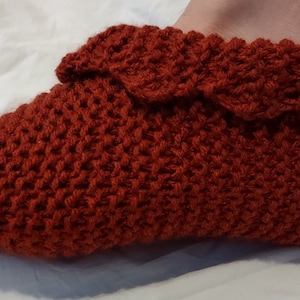 vintage retro quick slipper fantasy themed adult teen house sock PDF digital download easy beginner knit pattern