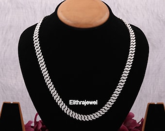 アイスモアッサナイト マイアミ キューバンリンクチェーン：ソリッド