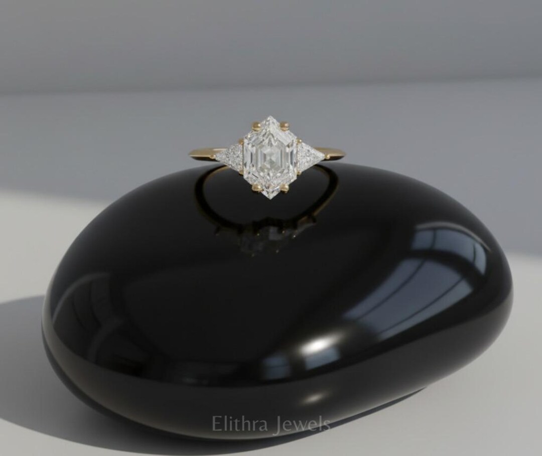 Trillian Rings Hexagon & Trillian Cut Moissanite Wedding Ring, 14K Yellow Gold Three ...