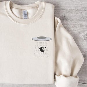 Embroidered Alien Abductuion Long Sleeve Shirt | Funny Cat Embroidery Sweater | UFO Gift Ideas | Kitten Hoodless Sweatshirt