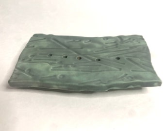 Ceramic soap dish - green