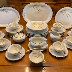 Edelstein Bavaria Wheatley China Set: Mid-Century Modern Dinner Service for 6