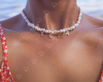 Collar de perla personalizado con nombre, minimalista, regalo personalizable para ella, gargantilla impermeable, longitud ajustable de 33 a 45 cm, Beachy Jewels