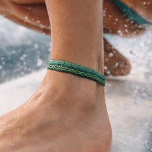 Minimal gewebt Fußkettchen Armband, Boho Strand Fußkettchen, Handgemachtes Freundschafts-Fußkettchen, Sommer Surf Fußkettchen für Frauen