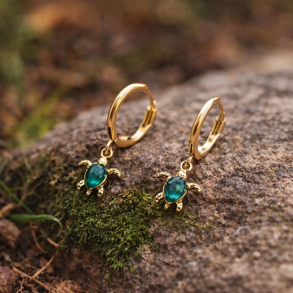 Gold Sea Turtle Huggie Earring, Green Gem Turtle Charm, Ocean Jewelry Gift, Minimal Beach Hoop Earring