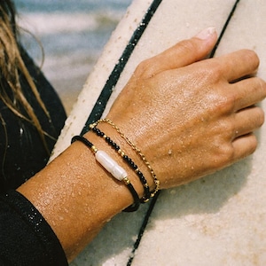 Black Onyx Beaded Bracelet Set with Freshwater Pearl, Gold Chain Layered Bracelet, Minimal Spiritual Jewelry Gift