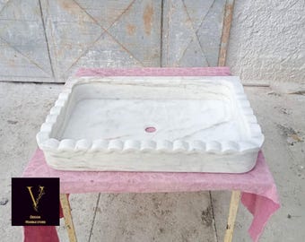 Pia de mármore branco Carrara com borda curva - Pia rústica artesanal