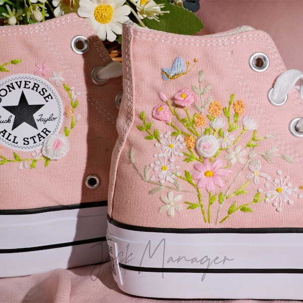 Converse Embroidered Shoes, Converse High Top Shoes,1970s Converse Chuck Taylor, Converse Customized Small Flower/platform shoes