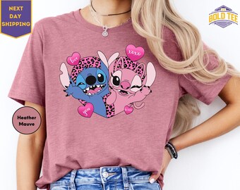 Maglietta Stitch per San Valentino, maglietta carina con coppia di Stitch innamorati, regalo Disney per San Valentino per coppie, maglietta con cuore Stitch e angelo