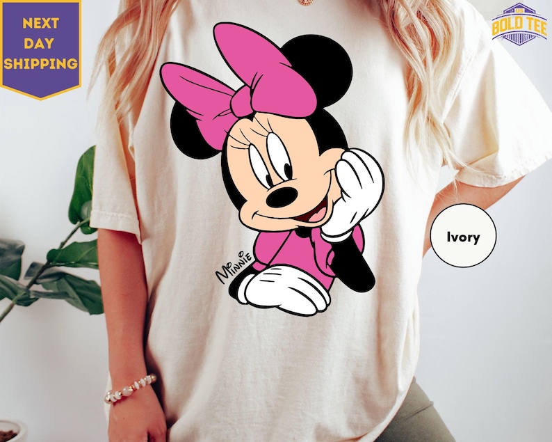 Comfort Colors Minnie Mouse T Shirt, Disney Minnie Shirt, Minnie Checkered Shirt, Disney Gift Shirts, Disney Shirts , Minnie Shirt Bild 1