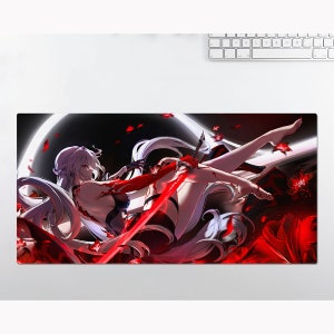 以下が含まれることがあります： 赤い目をした白い髪の女性が、赤と黒の衣装を着て赤い剣を持っている。彼女は赤い花と三日月で囲まれている。