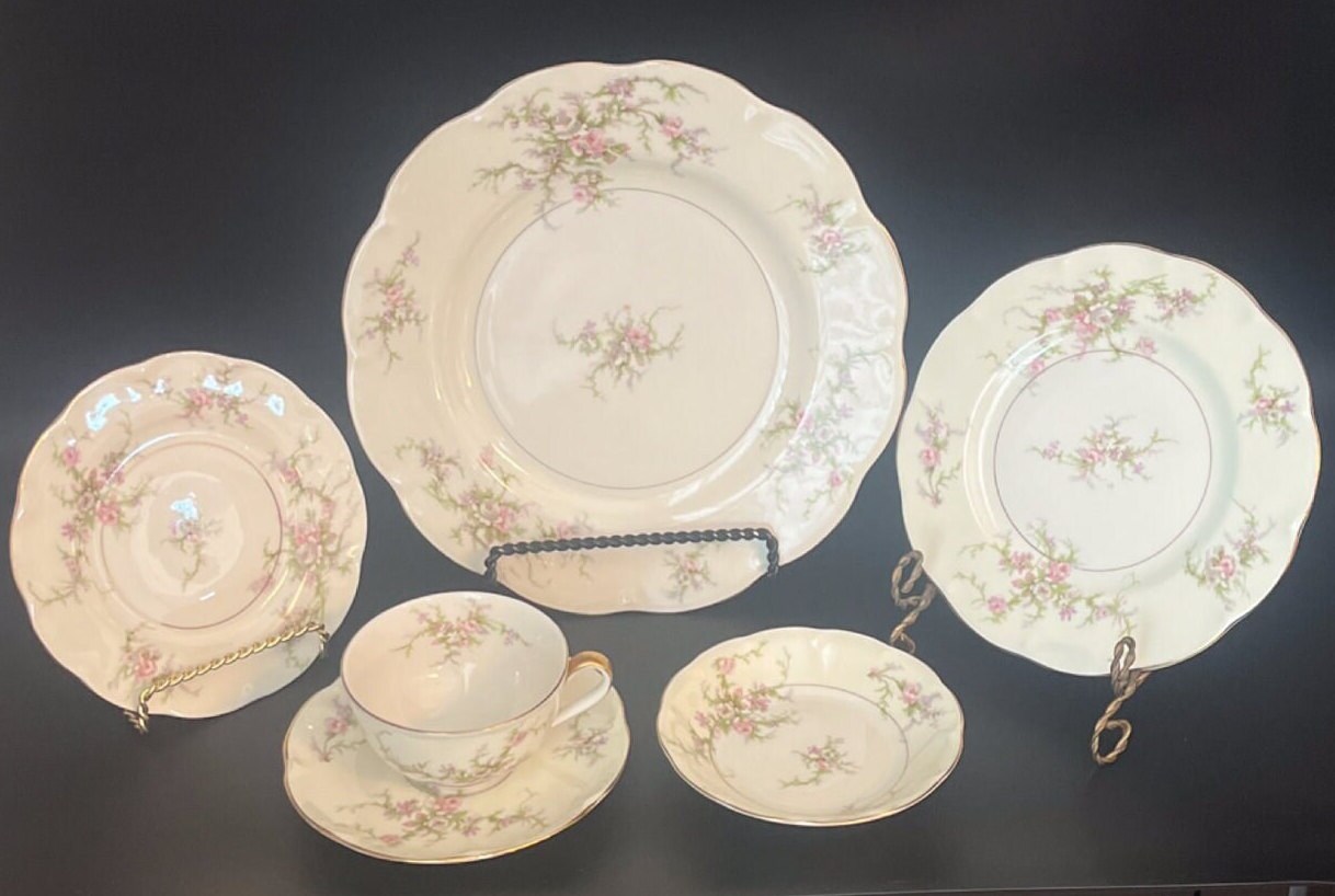 VINTAGE 95 Piece Haviland ROSALINDE new York China Set Platter, Dinner