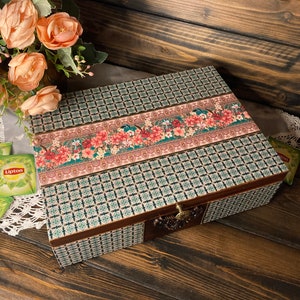 Tea Box wits 12 Compartments , Wooden Tea box, Tea Bag organizer, Tea Storage Box, Tea Lover Gift, Tea chest, Christmas Gift