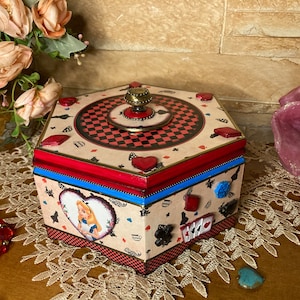 Jewelry Box Alice in Wonderland  Rings holder  Jewellery Storage White Rabbit Gift for Her Holiday Gift  Alice home decor