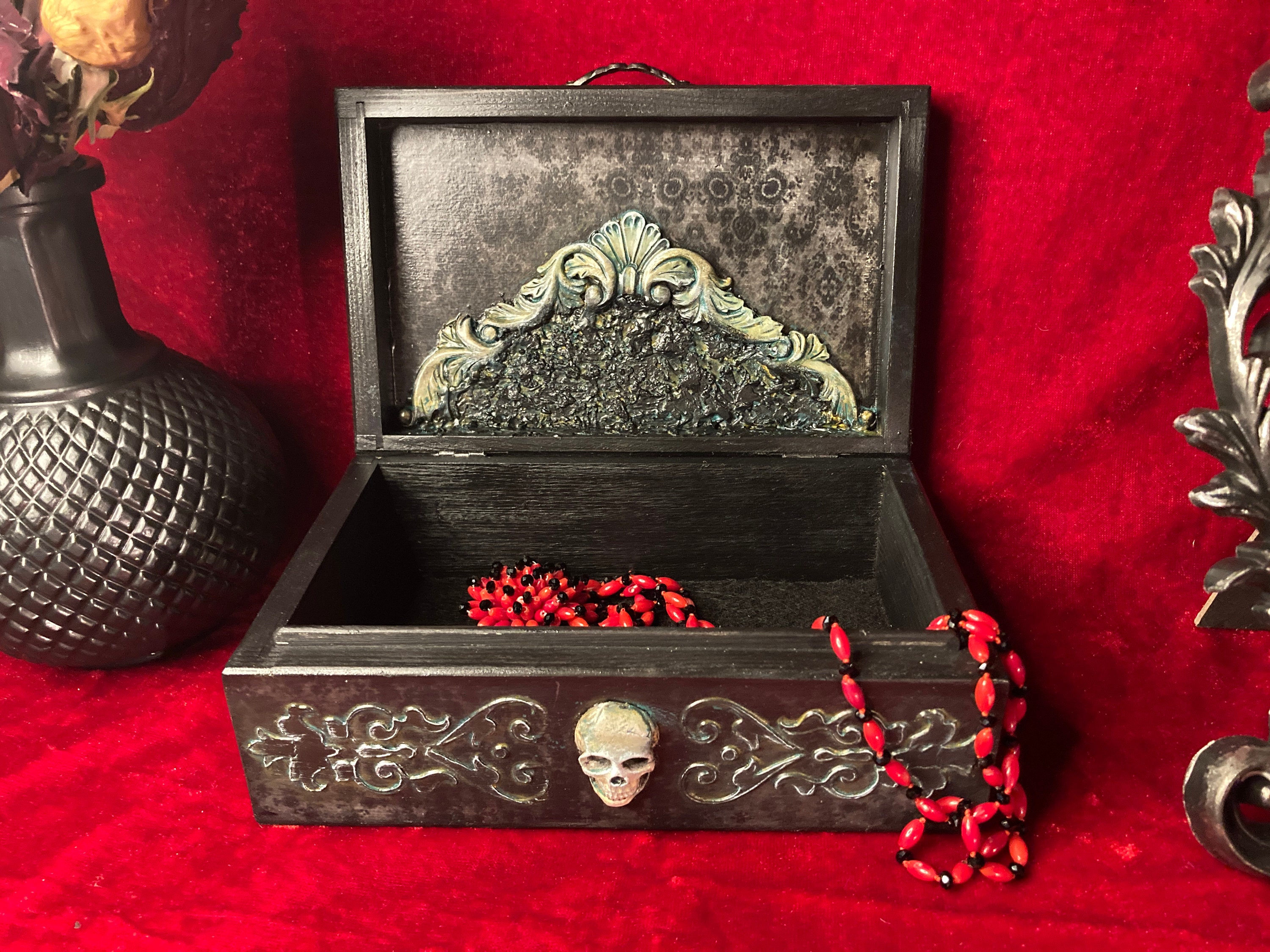 Skull Jewelry Box, Gothic Storage Box, Tarot Card Box Skull Jewelry Box, Gothic Storage Box, Tarot Card Box