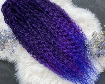 Paars-violette krullen met extra volume, Galaxy paarse tot blauwe ombre push-up lokken, set dubbele dreadlocks, kanekalonhaar, de dread, krullen
