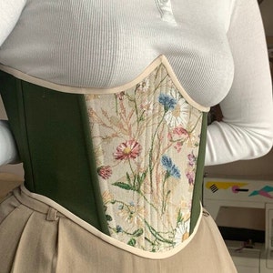 Corset réversible sous la poitrine, ceinture corset florale verte faite main, corset noir polyvalent, corset de taille personnalisée, corset médiéval grande taille image 3