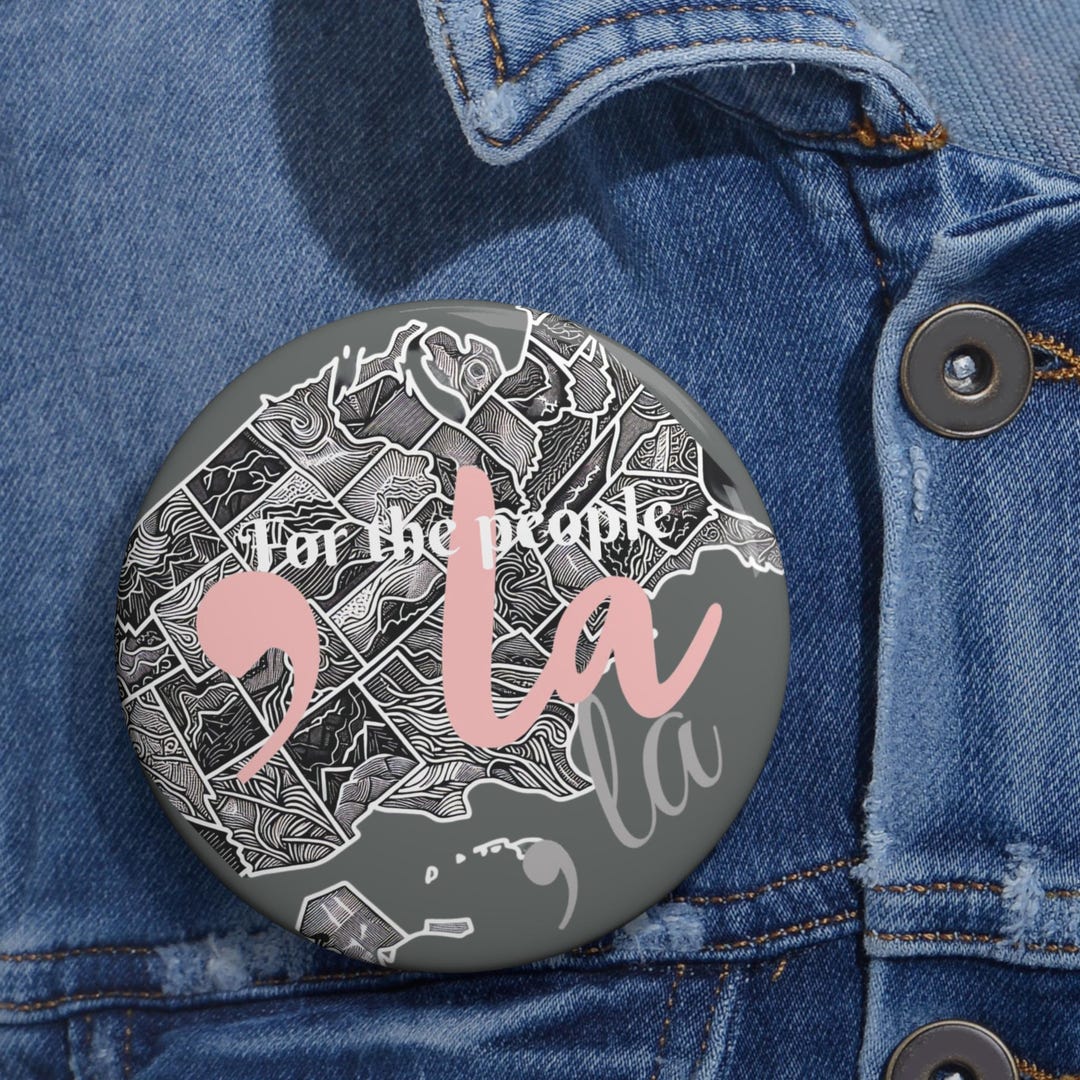 Kamala Harris 2024 Comma La Round Pin Buttons - Etsy