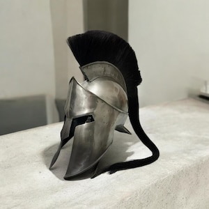 Authentic Spartan Helmet: Knight Leonidas 300 Movie Replica